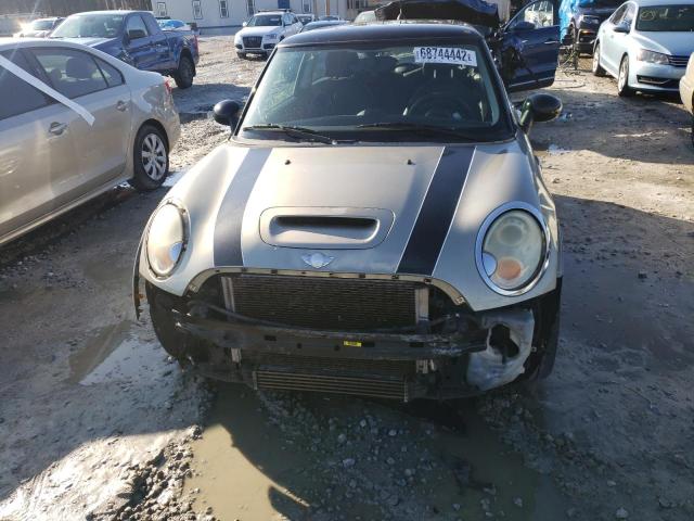Photo 5 from auction – 2007 MINI COOPER S with VIN WMWMF73597TL92837