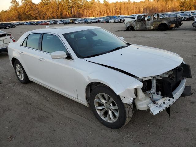 Photo 4 from auction – 2015 CHRYSLER 300 LIMITE with VIN 2C3CCAAG5FH898867