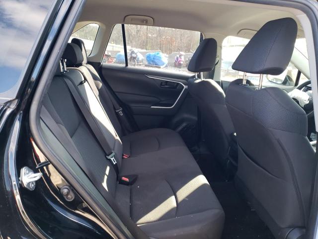 Photo 11 from auction – 2020 TOYOTA RAV4 LE with VIN JTMF1RFV2LD063872