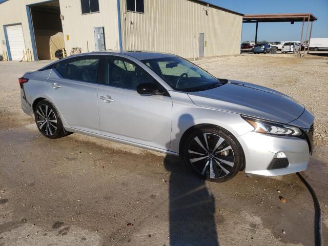 Photo 4 from auction – 2019 NISSAN ALTIMA SR with VIN 1N4BL4CV4KC258687
