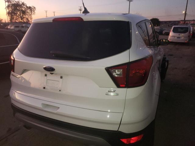 Photo 3 from auction – 2019 FORD ESCAPE SE with VIN 1FMCU0GD9KUA23990