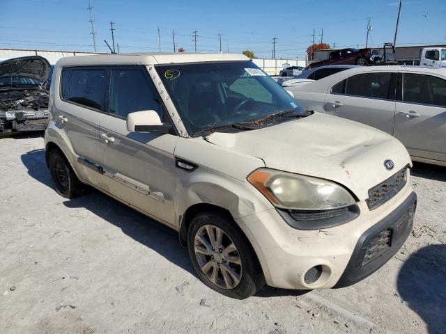 Photo 4 from auction – 2013 KIA SOUL with VIN KNDJT2A55D7493172