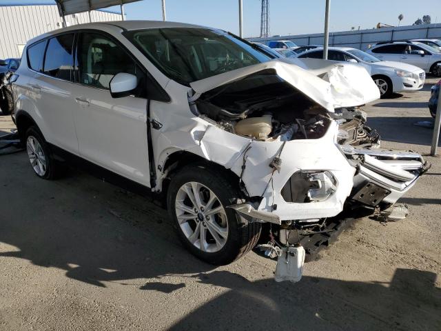 Photo 4 from auction – 2017 FORD ESCAPE SE with VIN 1FMCU0GD3HUD66433