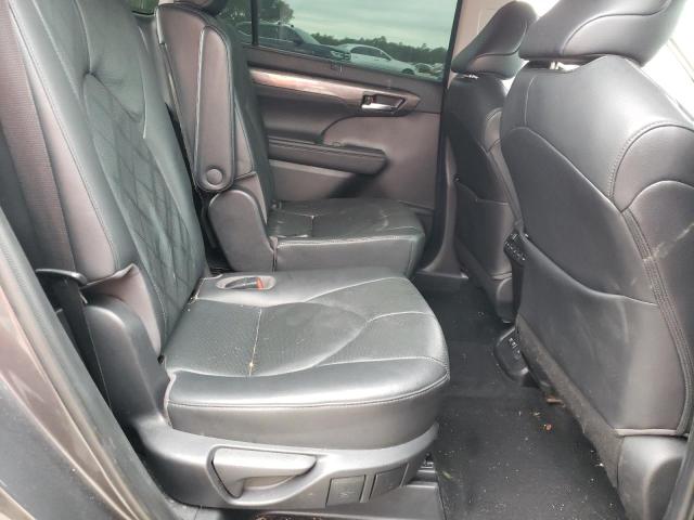 Photo 11 from auction – 2020 TOYOTA HIGHLANDER with VIN 5TDFZRBH8LS027925