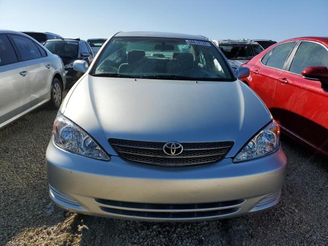 Photo 5 from auction – 2002 TOYOTA CAMRY LE with VIN 4T1BE32K72U100257