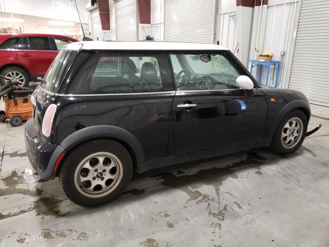 Photo 3 from auction – 2005 MINI COOPER with VIN WMWRC33465TJ67609