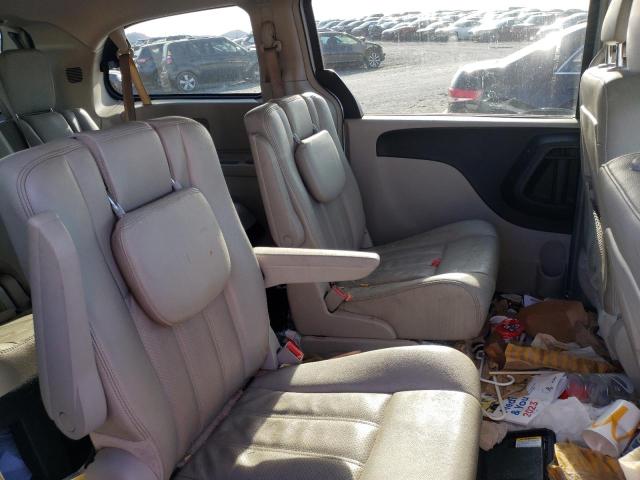 Photo 11 from auction – 2012 CHRYSLER TOWN & COU with VIN 2C4RC1BG2CR383495