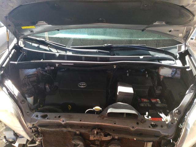Photo 12 from auction – 2014 TOYOTA SIENNA XLE with VIN 5TDYK3DC3ES461426