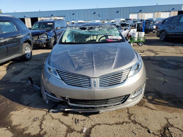 Photo 5 from auction – 2016 LINCOLN MKZ with VIN 3LN6L2JKXGR617425