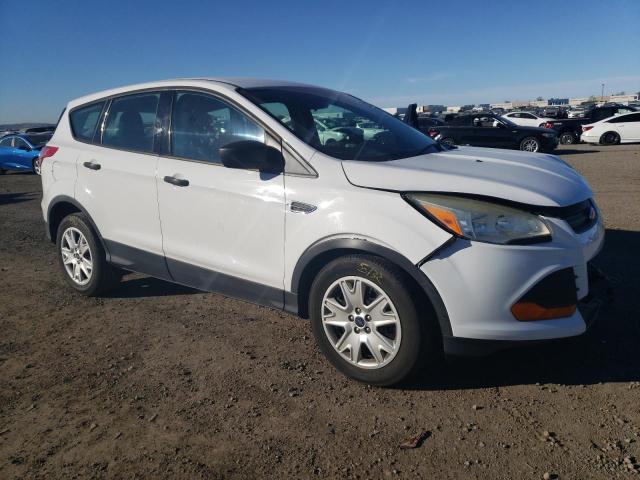 Foto 4 de la subasta – 2014 FORD ESCAPE S con VIN 1FMCU0F73EUA05680
