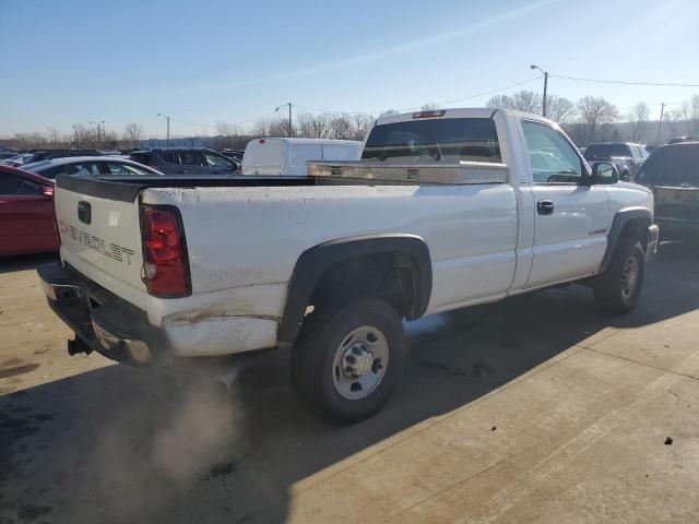 Photo 3 from auction – 2005 CHEVROLET SILVERADO with VIN 1GCHC24UX5E282404
