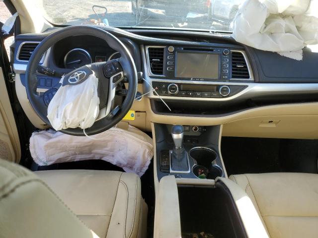 Photo 8 from auction – 2018 TOYOTA HIGHLANDER with VIN 5TDJGRFH5JS037397
