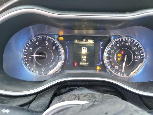 Photo 9 from auction – 2015 CHRYSLER 200 LIMITE with VIN 1C3CCCAB2FN670381