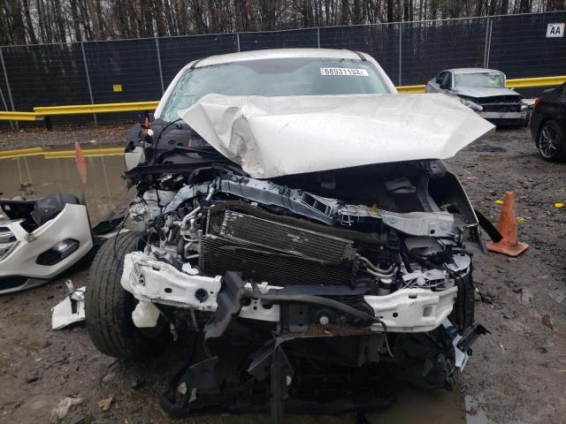 Photo 5 from auction – 2017 FORD ESCAPE SE with VIN 1FMCU9GD4HUC84893