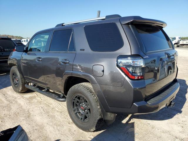 Photo 2 from auction – 2021 TOYOTA 4RUNNER SR with VIN JTEFU5JR7M5244547