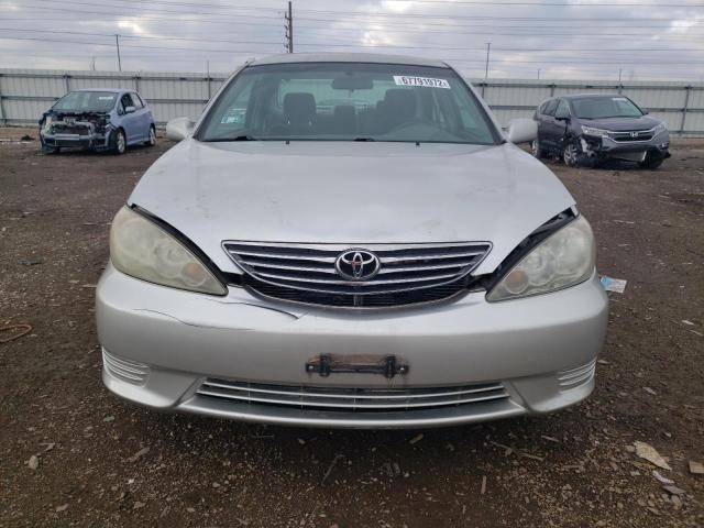 Photo 5 from auction – 2005 TOYOTA CAMRY LE with VIN 4T1BE32K55U076352