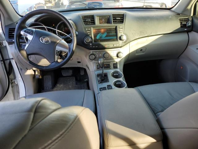 Photo 8 from auction – 2011 TOYOTA HIGHLANDER with VIN 5TDBK3EHXBS063285