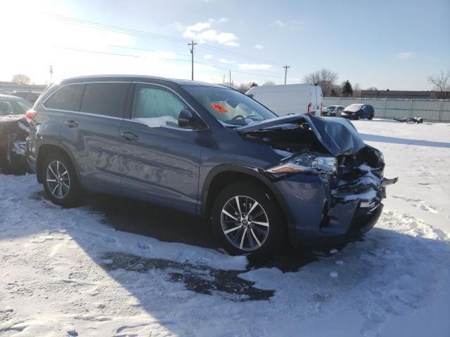Photo 4 from auction – 2018 TOYOTA HIGHLANDER with VIN 5TDJZRFH0JS900195
