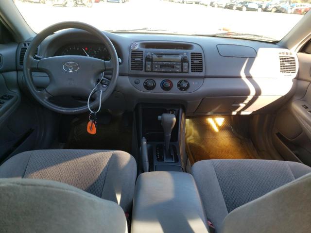 Photo 8 from auction – 2004 TOYOTA CAMRY LE with VIN 4T1BF32K64U569386