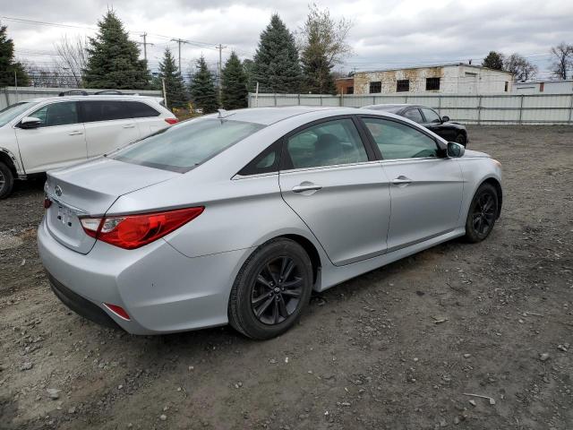 Photo 3 from auction – 2014 HYUNDAI SONATA GLS with VIN 5NPEB4AC2EH897932