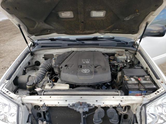 Photo 12 from auction – 2004 TOYOTA 4RUNNER SR with VIN JTEZU14R540039064
