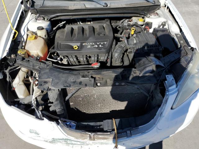 Photo 11 from auction – 2012 CHRYSLER 200 LX with VIN 1C3CCBAB0CN208553