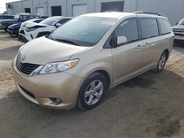 TOYOTA SIENNA LE 2014 with VIN 5TDKK3DC3ES415794 - Photo from auction