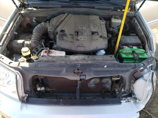 Photo 11 from auction – 2005 TOYOTA 4RUNNER SR with VIN JTEBU14R850058596