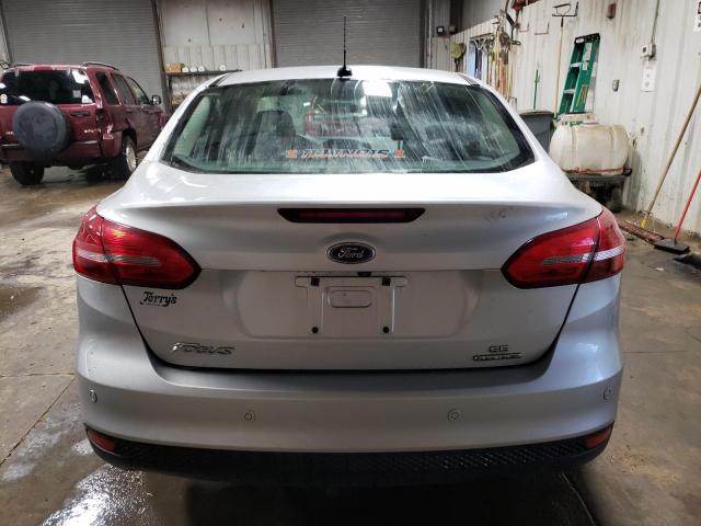Photo 6 from auction – 2016 FORD FOCUS SE with VIN 1FADP3F20GL332297