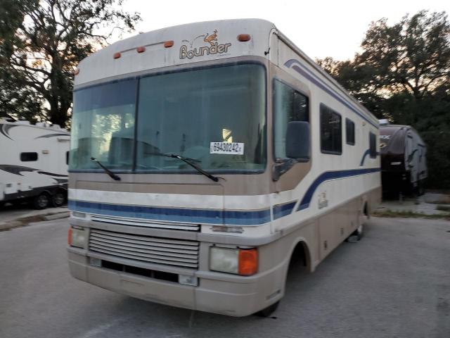 Photo 2 from auction – 1998 CHEVROLET P30 with VIN 1GBLP37J1W3311490