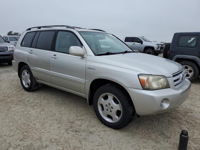 Photo 4 from auction – 2004 TOYOTA HIGHLANDER with VIN JTEDP21A140026558