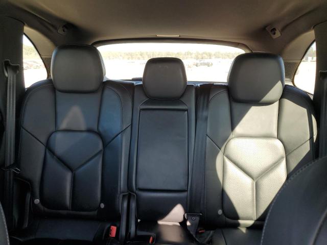 Photo 10 from auction – 2014 PORSCHE CAYENNE with VIN WP1AA2A23ELA91511