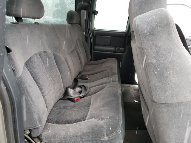 Photo 10 from auction – 2002 CHEVROLET SILVERADO with VIN 2GCEC19V921185500