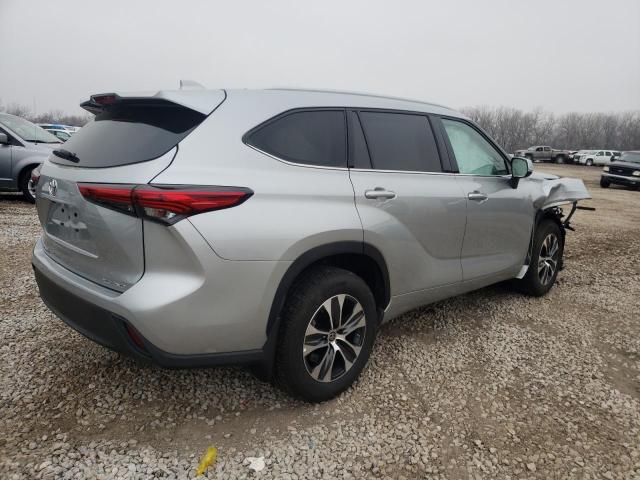 Photo 3 from auction – 2022 TOYOTA HIGHLANDER with VIN 5TDGZRBHXNS233951