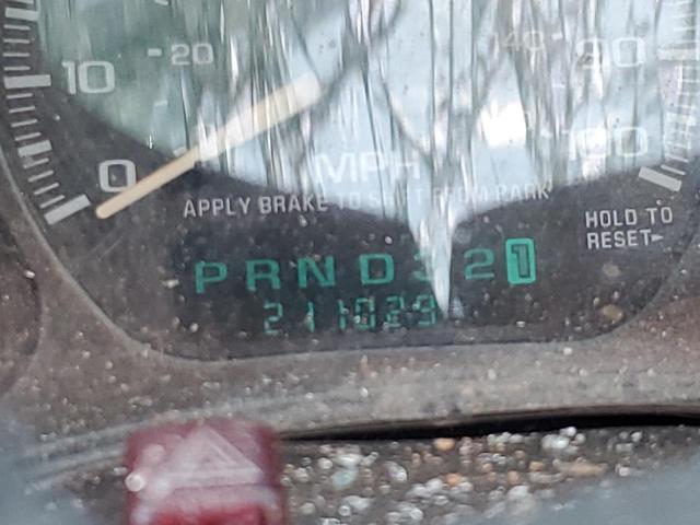 Photo 9 from auction – 2002 GMC YUKON with VIN 1GKEC13Z42J114565