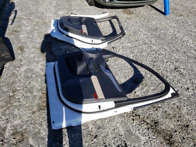 Photo 13 from auction – 2020 FORD ESCAPE SEL with VIN 1FMCU0H67LUA05568