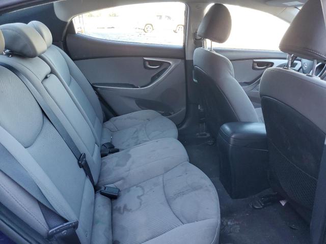 Photo 10 from auction – 2012 HYUNDAI ELANTRA GL with VIN 5NPDH4AEXCH140995