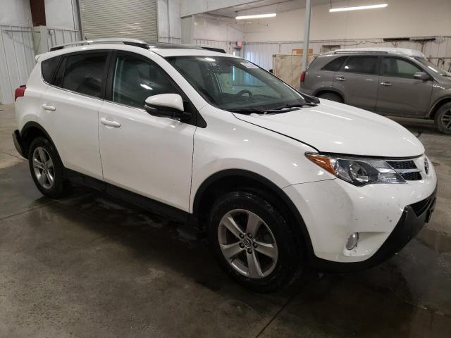 Photo 4 from auction – 2015 TOYOTA RAV4 XLE with VIN 2T3RFREV0FW242421