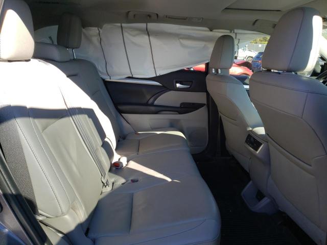 Photo 11 from auction – 2019 TOYOTA HIGHLANDER with VIN 5TDJZRFH9KS714835