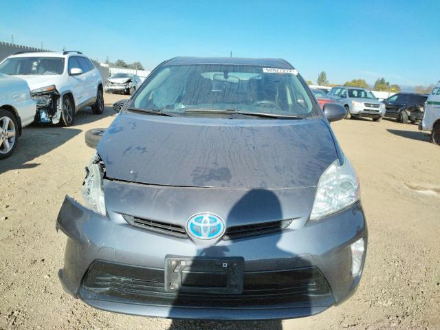 Photo 5 from auction – 2013 TOYOTA PRIUS with VIN JTDKN3DU9D1649028