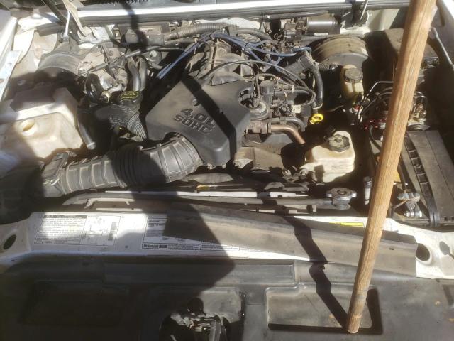Photo 11 from auction – 2001 FORD EXPLORER S with VIN 1FMZU67E01UB84958
