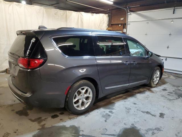 Photo 3 from auction – 2017 CHRYSLER PACIFICA T with VIN 2C4RC1BG0HR794823