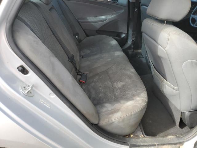 Photo 10 from auction – 2011 HYUNDAI SONATA HYB with VIN KMHEC4A41BA004590