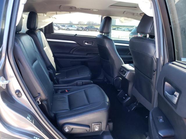 Photo 11 from auction – 2016 TOYOTA HIGHLANDER with VIN 5TDKKRFH3GS500181