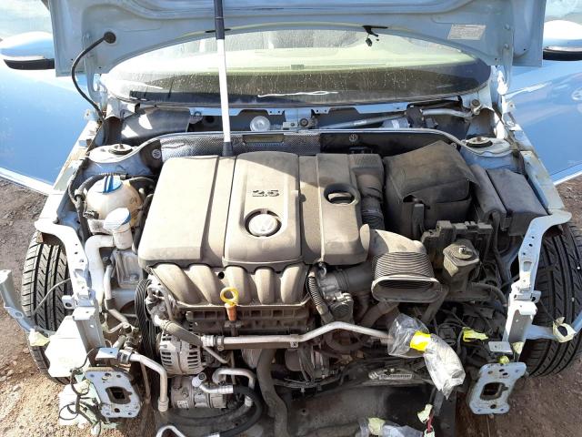 Photo 11 from auction – 2013 VOLKSWAGEN BEETLE with VIN 3VW5P7AT6DM827469