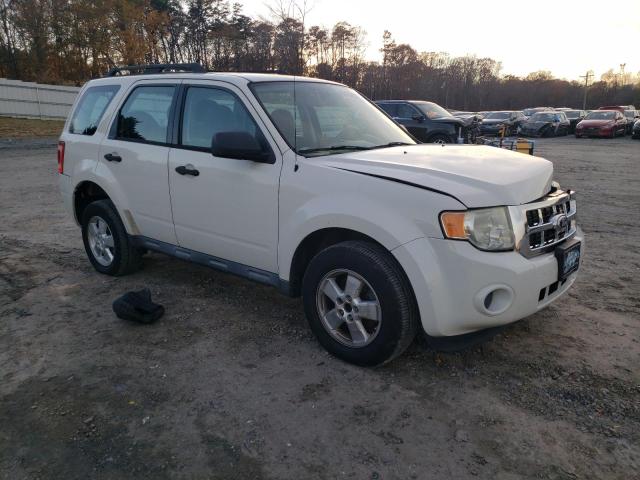 Photo 4 from auction – 2010 FORD ESCAPE XLS with VIN 1FMCU0C79AKA52223