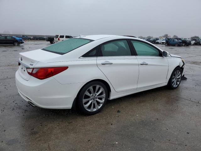 Photo 3 from auction – 2012 HYUNDAI SONATA SE with VIN 5NPEC4AB3CH443366