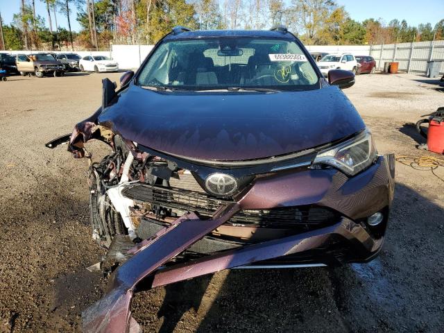 Photo 5 from auction – 2017 TOYOTA RAV4 XLE with VIN 2T3RFREV4HW601059