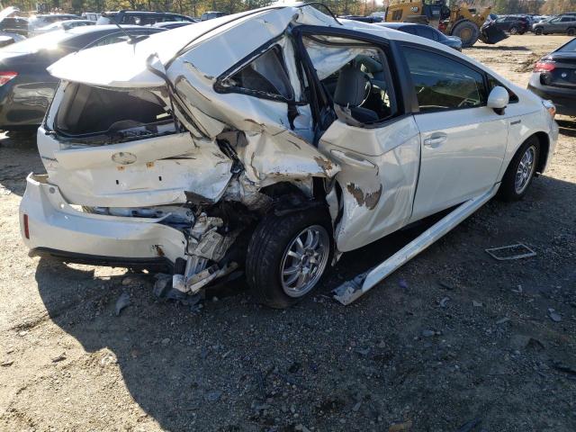 Photo 3 from auction – 2015 TOYOTA PRIUS V with VIN JTDZN3EU0FJ030737