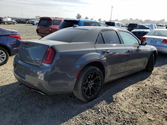 Photo 3 from auction – 2019 CHRYSLER 300 S with VIN 2C3CCABG2KH689398
